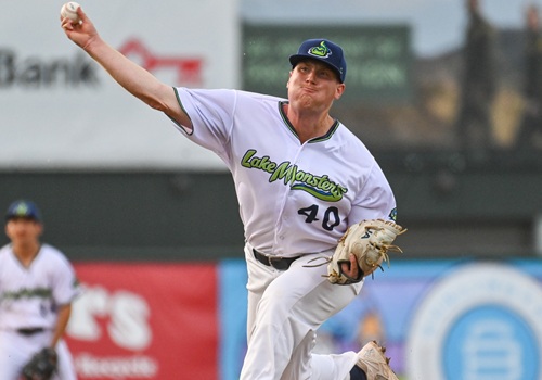Vermont Walks Off With 9-8 Win Wednesday