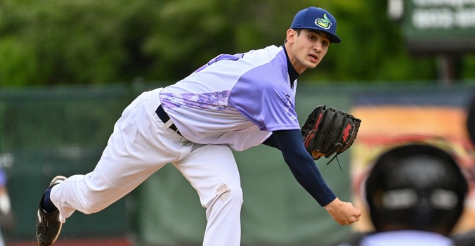 Vermont 3-Run 9th Inning For 6-3 Win Tuesday